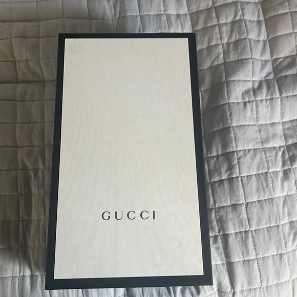 COPY - Gucci tennis shoes, size 11 - Picture 1 of 5